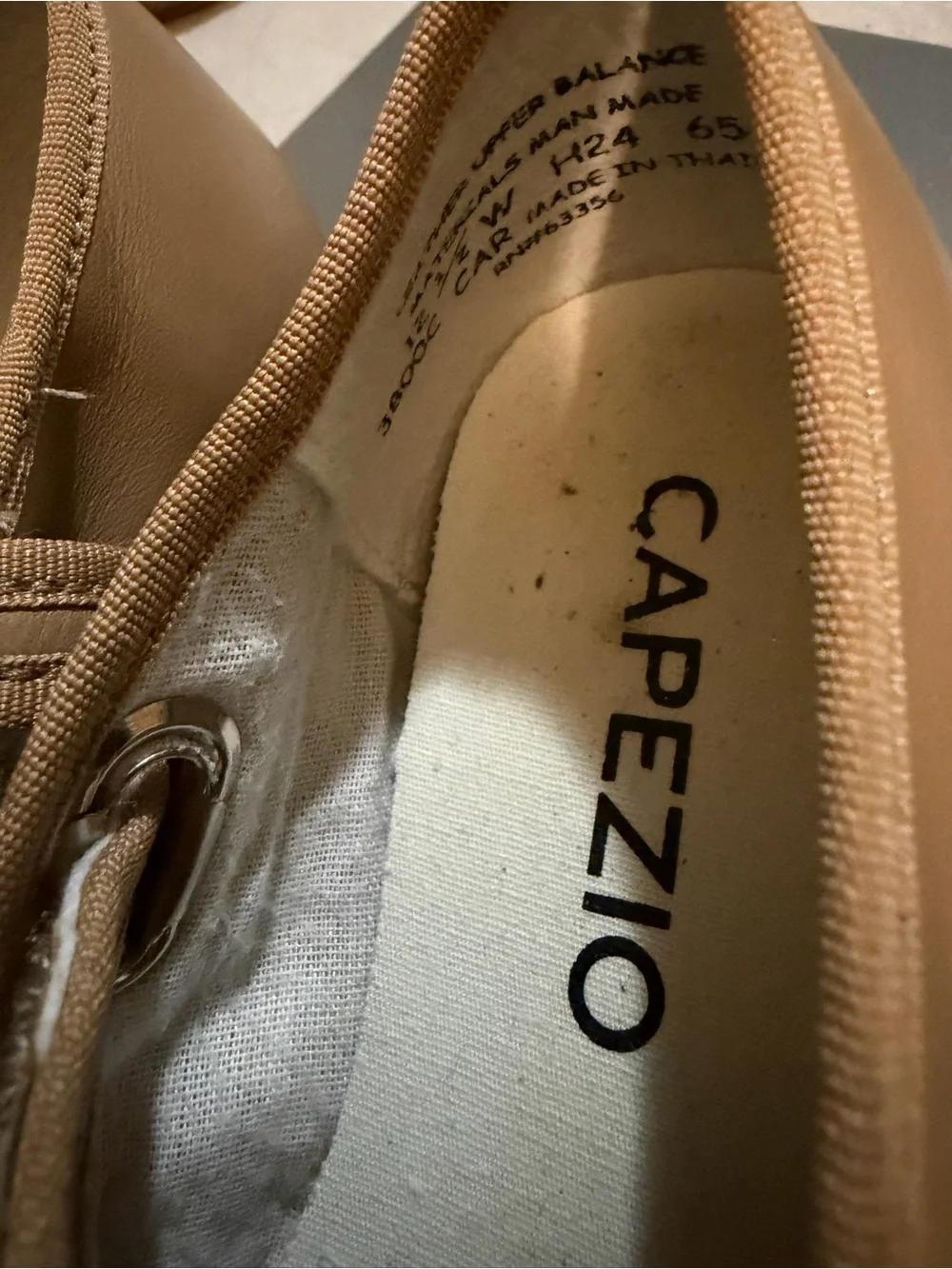 Capezio Girls' Tan Tap Shoe 12.5 W Girls